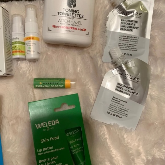 Makeup bundle - Picture 3 of 6